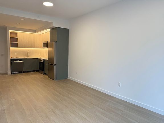 3rd image of 158 Lott St #213C