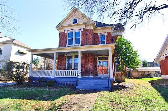1st image of 423 Themis St
