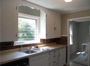 99 Parkwood Rd, Rochester, NY 14615