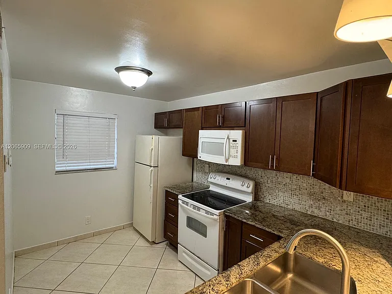 3022 Coral Springs Dr #1043 — Photo 1