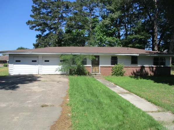 2908 Kenwood Rd, Pine Bluff, AR 71603
