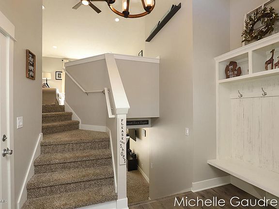 3rd image of 4554 Juneberry Ct