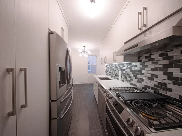 2553 East 7th Street image 6 of 38