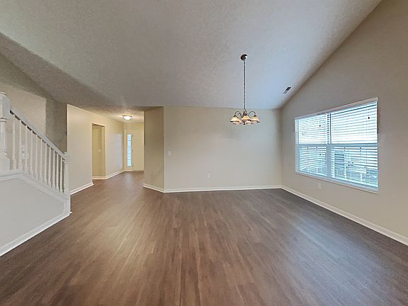 2nd image of 1246 Monmouth Dr