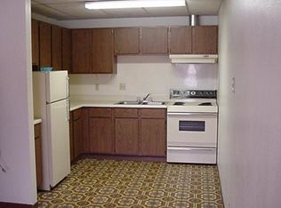 206 S Galena Ave, Freeport, IL 61032
