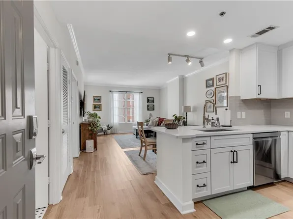 1101 Juniper St NE APT 1020, Atlanta, GA 30309