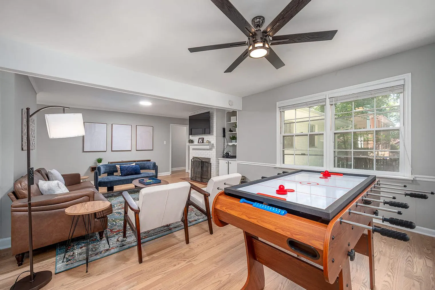 3 bed, 2.0 bath, 1797 sqft, $5,643 — Photo 3