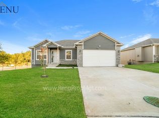 7481 Overland Dr, Belton, MO 64012