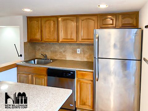 4th image of 285A 14th St #2