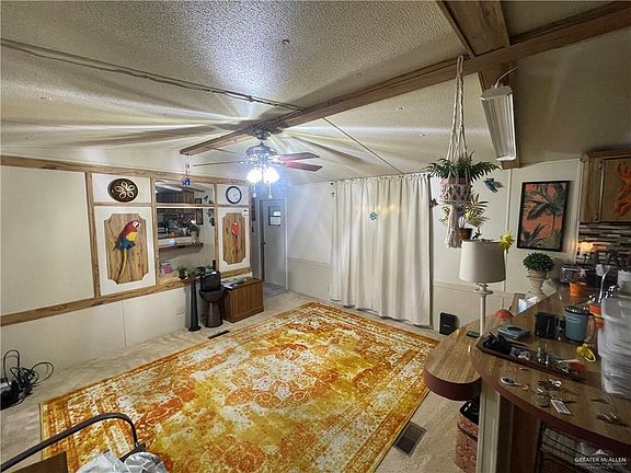 5th image of 49 Nutmeg Ct