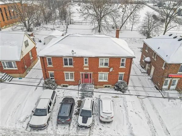 121 Hespeler Rd, Cambridge, ON N1R 3G9