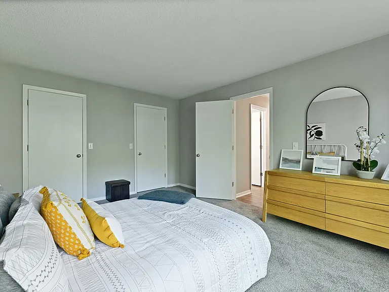 450 Waldan Cir — Photo 7