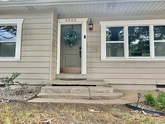 2nd image of 2502 W 12th St