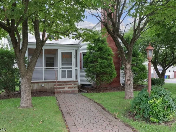 351 Fernwood Ter, Linden City, NJ 07036