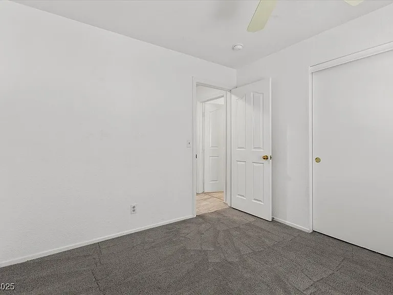 2623 S Durango Dr #102 — Photo 15