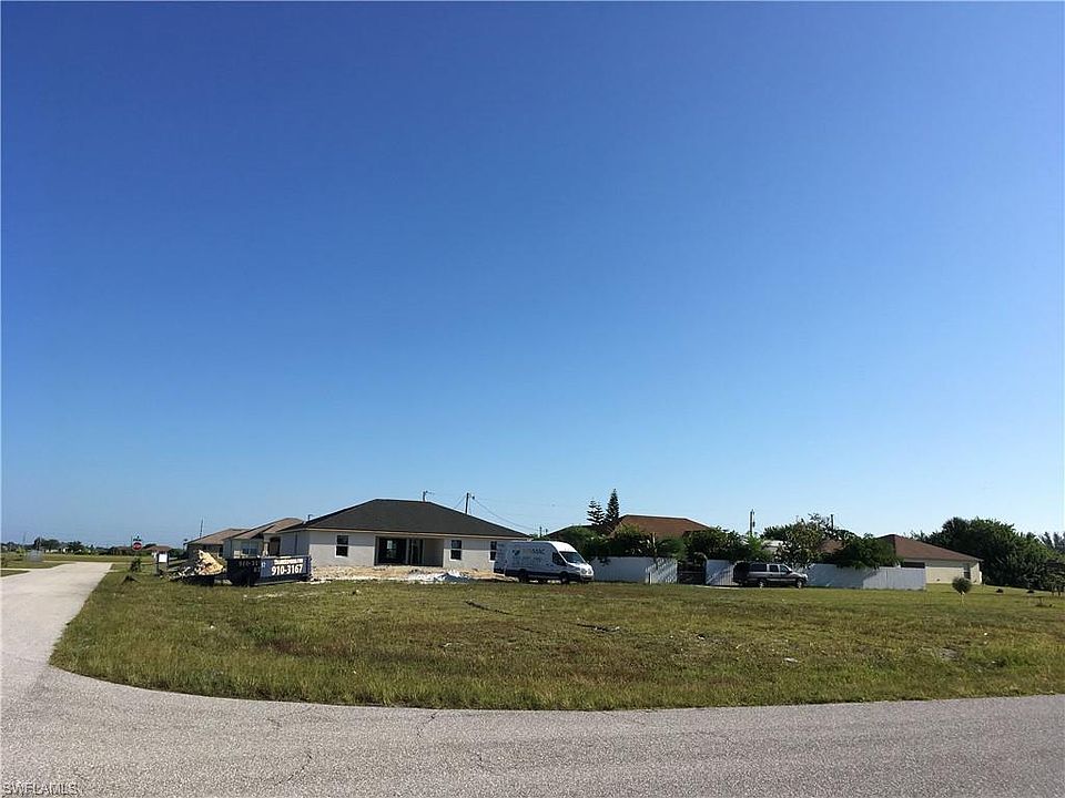 1st image of 419 NW 20th Ter