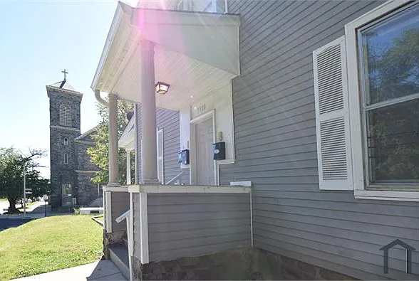 3300 Windsor Ave #1 — Photo 23