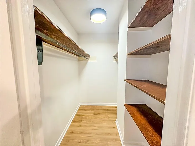 800 Martin Behrman Ave #205 — Photo 12