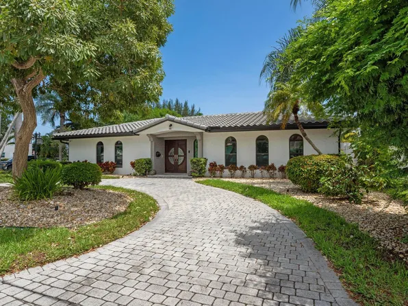 5570 NE 26 Avenue, Fort Lauderdale, FL 33308