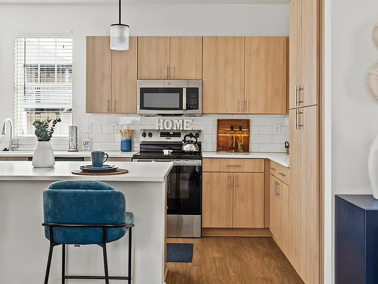 LEO at Wildwood - Single Family Rental Homes — Photo 4