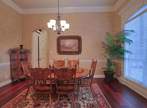 3rd image of 1504 Valleywood Trl