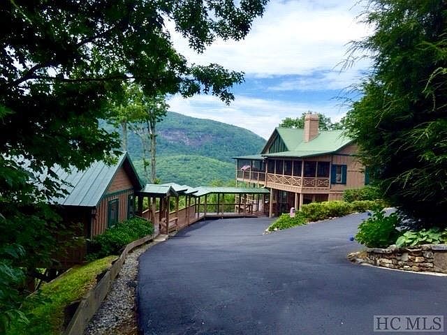 1st image of 715 Panther Ridge Rd