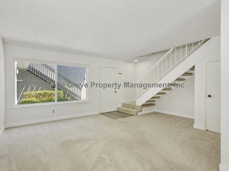 9596 Bickley Dr — Photo 5