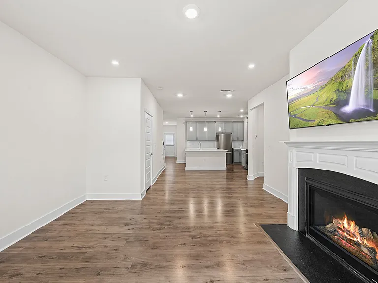 463 Autumn Rain St — Photo 18