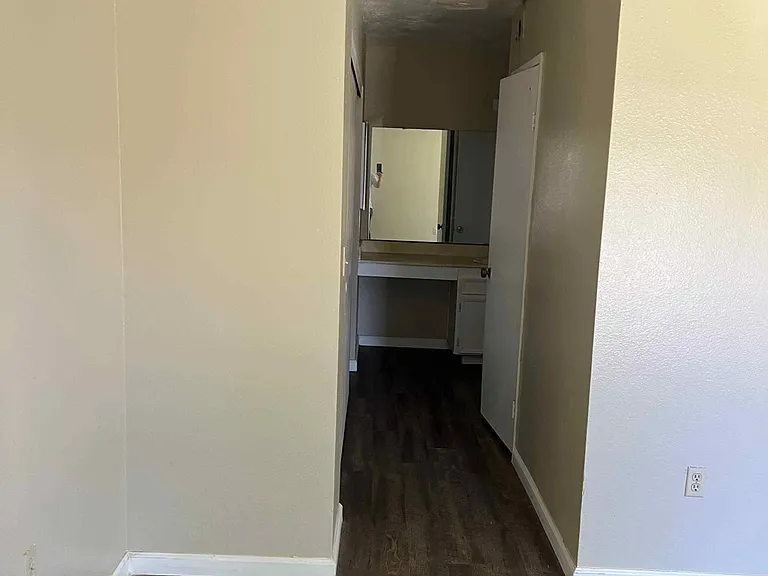 520 Myrtlewood Ct #2 — Photo 21
