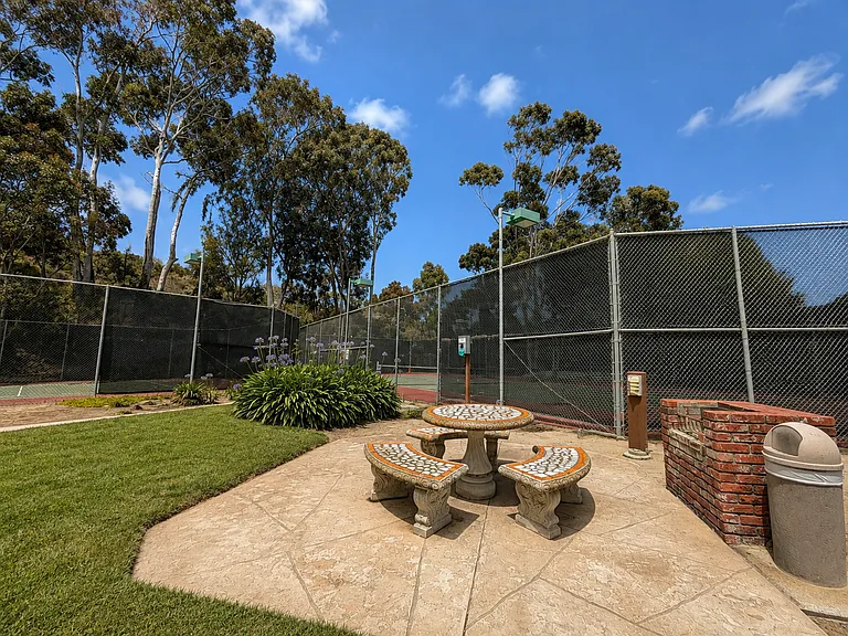 1660 S El Camino Real S #101 — Photo 17