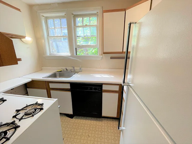 1405 Severn St #B3 — Photo 36