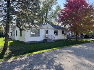 24109 Carlisle Ave, Kansasville, WI 53139