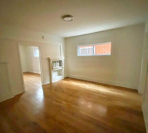 3rd image of 120 W 51st St