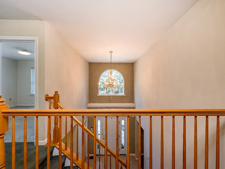80 Hillbrook Dr — Photo 13