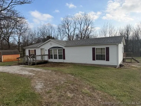 3947 East Dutch Creek Road, Pekin, IN 47165