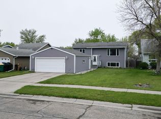 1918 5th Ave E, West Fargo, ND 58078