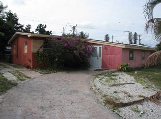 310 SW 69th Ter, Pembroke Pines, FL 33023
