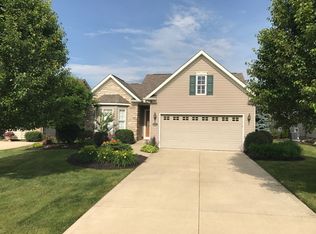 1215 Glen Abbey Ave NE, North Canton, OH 44720