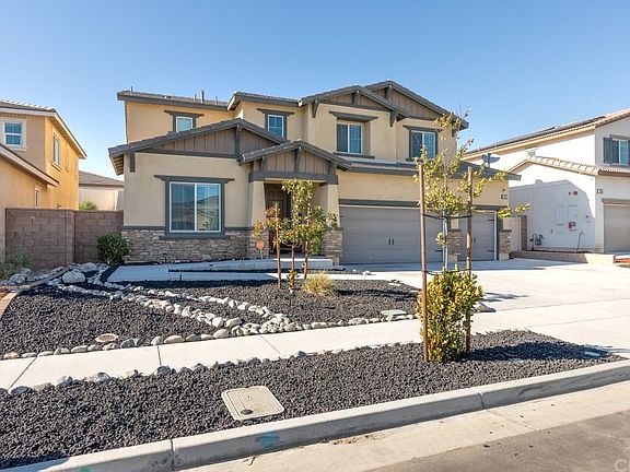 3rd image of 34847 Silversprings Pl