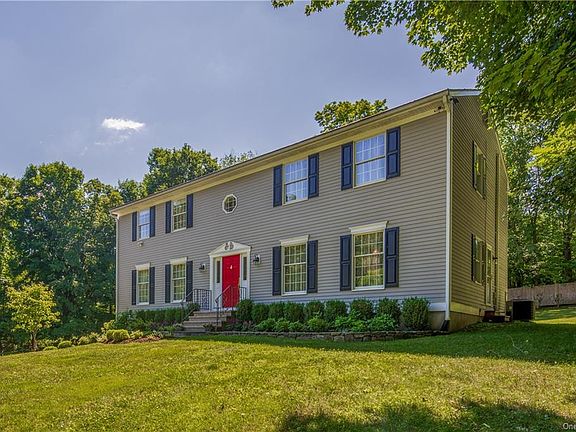 2nd image of 17 Tamarin Dr