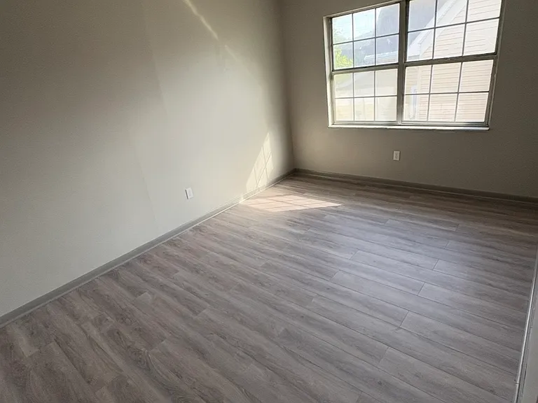 201 W Palmer St #7 — Photo 4