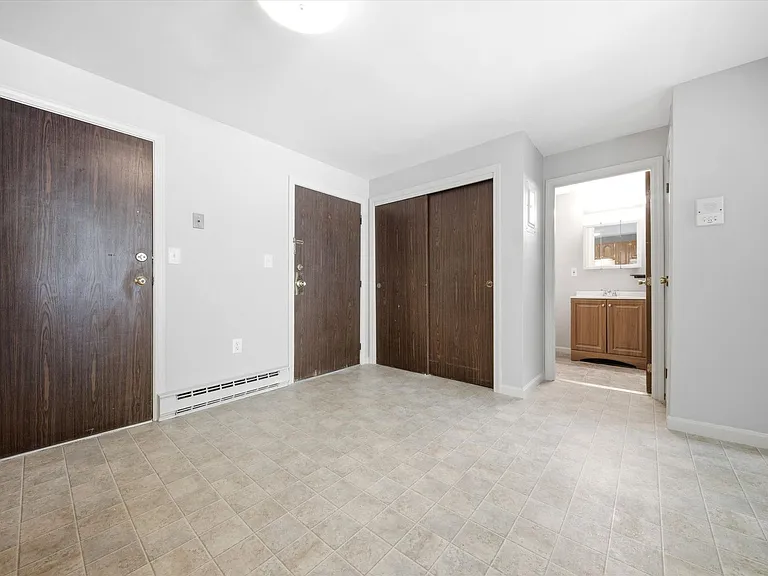 504 River Rd #1F — Photo 9