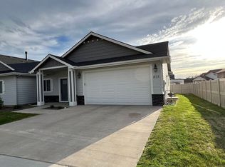 815 N 15th St, Payette, ID 83661