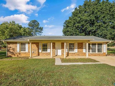 2026 Lindsay Ln S, Athens, AL, 35613