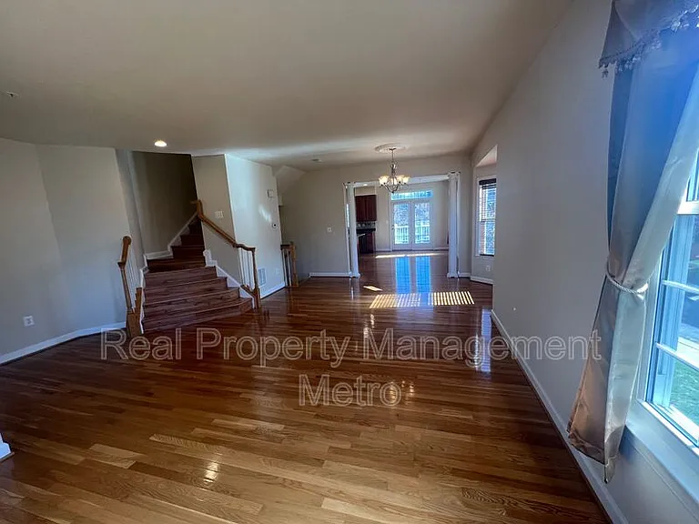 10519 Old Ellicott Cir — Photo 21