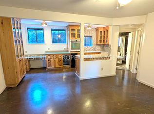 1721 NW Glisan St, Portland, OR 97209