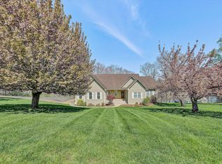 353 Deerpath Dr, Hardy, VA 24101