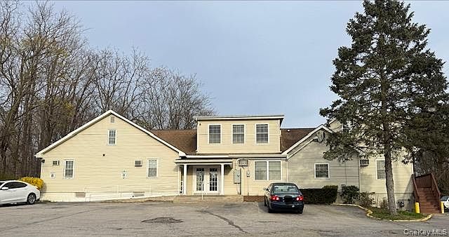 1st image of 94 Old Post Rd #15B