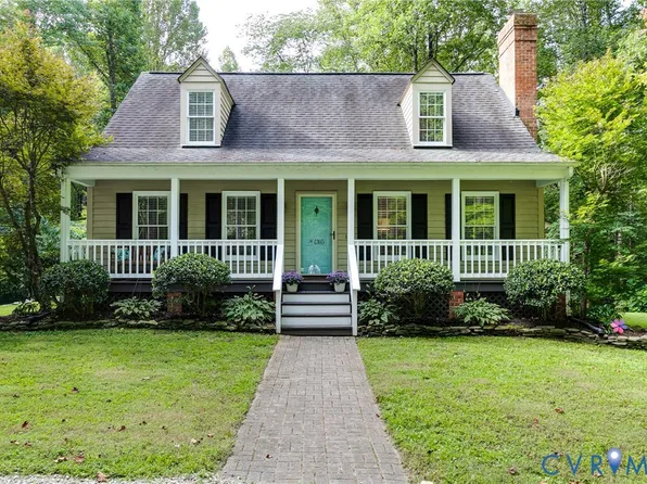 4305 Cosby Rd, Powhatan, VA 23139