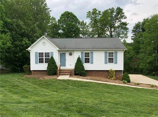 1220 Capella Ridge Rd, King, NC 27021